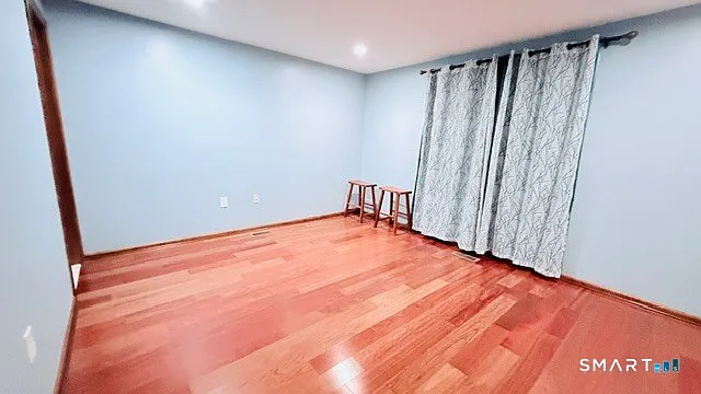 16 Arthur Dr #5 — Photo 6