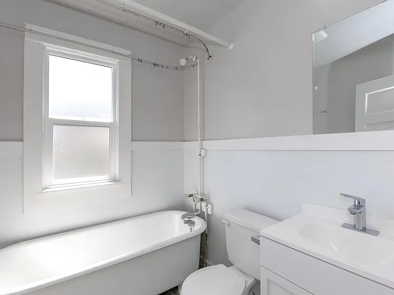 3719 S Thompson Ave #4 — Photo 3