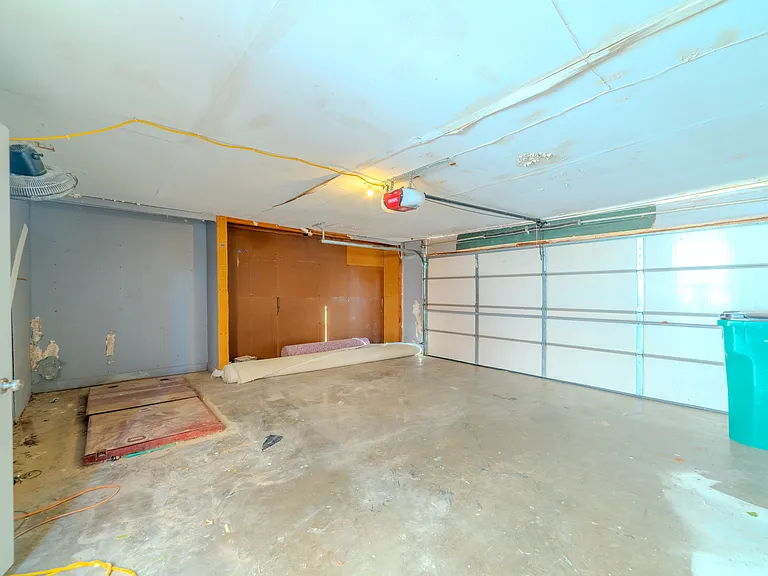 3326 Rock Creek Way — Photo 23