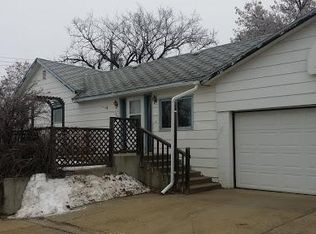 140 B Ave E, Dickinson, ND 58601