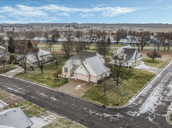 119 River Oaks Dr, Cold Spring, MN 56320