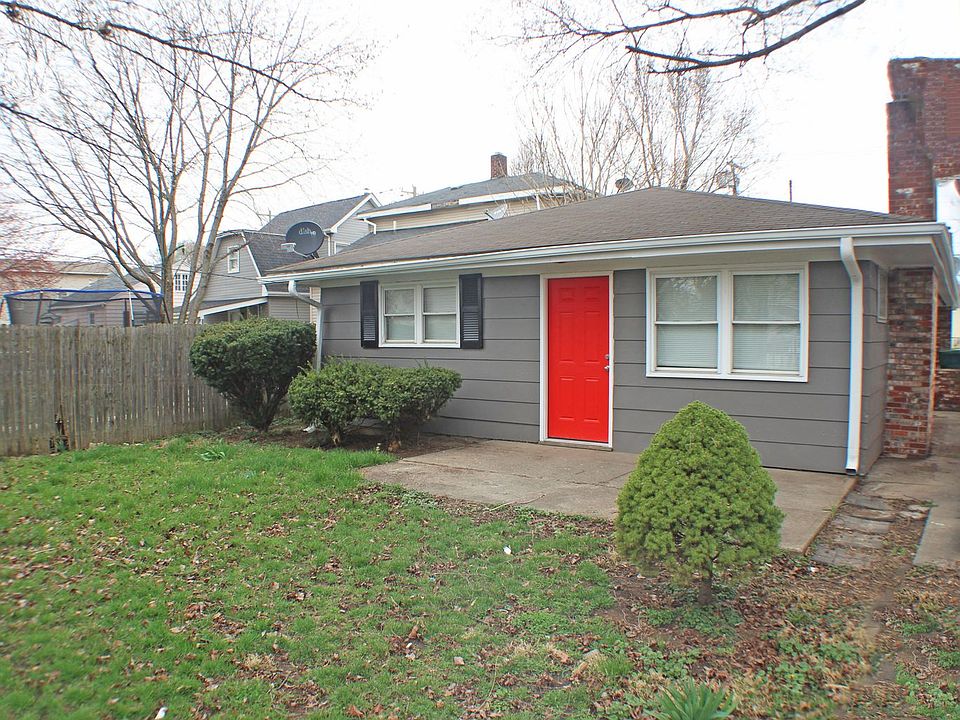 1st image of 2208-2210 Woodlawn Ave