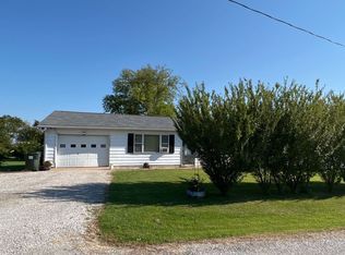 105 Wagon Wheel Dr, Ellis Grove, IL 62241