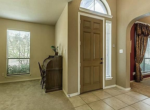 3rd image of 4104 Chloe Ln