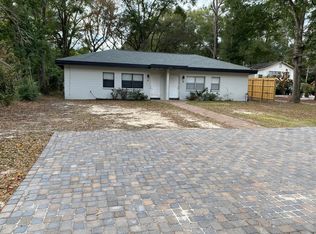 263 Edge Ave APT B, Valparaiso, FL 32580