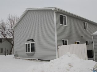 1217 S Newport Pl #44, Sioux Falls, SD 57106