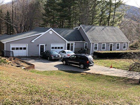 2nd image of 466 M L Thompson Dr