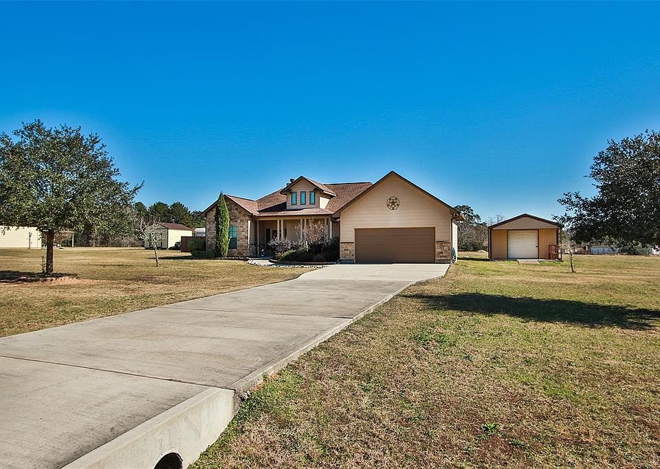 1st image of 11457 Oak Springs Dr