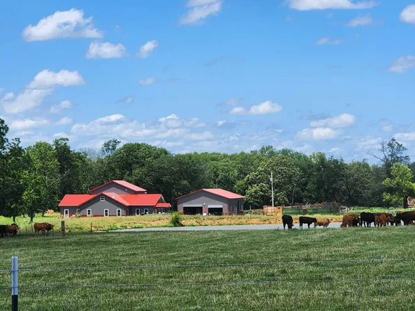 457 NE 400th Rd, Calhoun, MO 65323