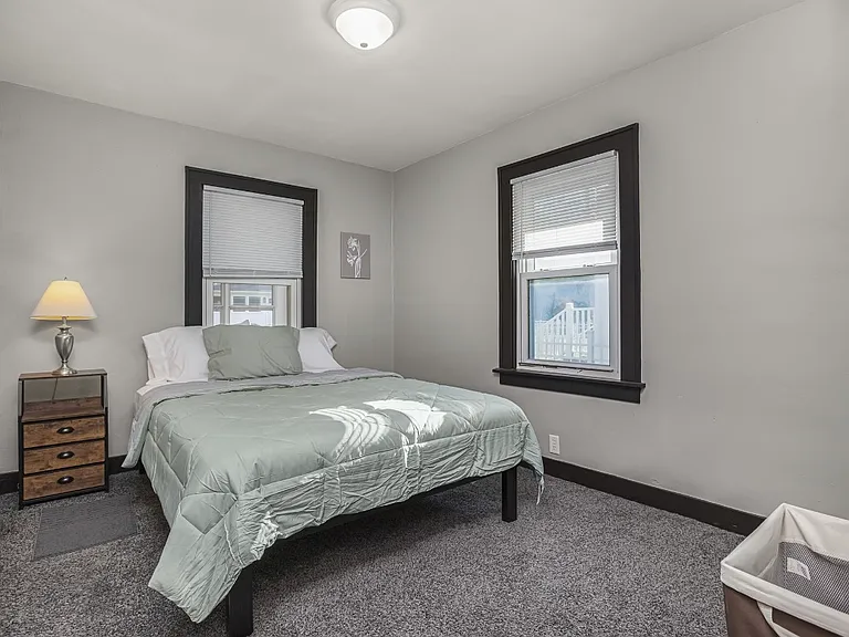 1342 Miner St — Photo 12