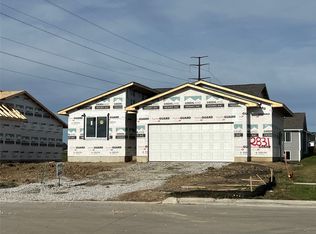2831 22nd St SW, Altoona, IA 50009
