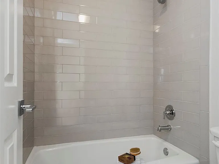 810 Herdsman Dr — Photo 36