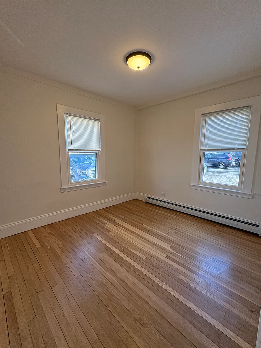 Building Photo - 42 Preston St #6