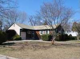 72 Tremont Ave, Medford, NY 11763
