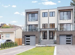 1046 Roosevelt Rd, Mississauga, ON L5G3Y8