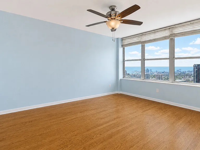655 W Irving Park Rd #5003 — Photo 19