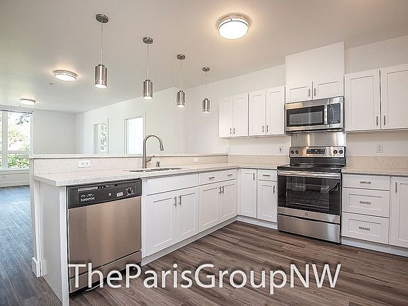 2nd image of 3108 NE 145th St #306