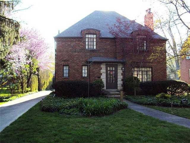 1st image of 2244 Meadowwood Dr