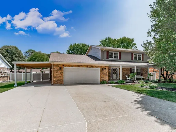 5400 Park Dr, Newburgh, IN 47630