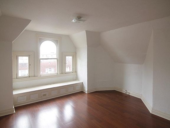 5th image of 302 S Trenton Ave #3