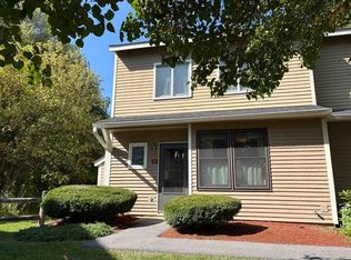 L4 Stonehedge Dr #L4, South Burlington, VT 05403