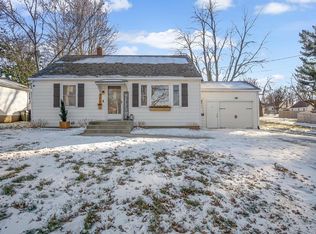 304 Columbia Ave, Waterloo, IL 62298