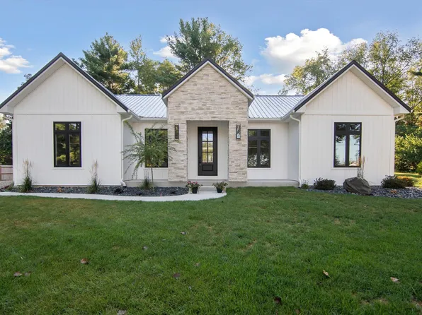 235 Steves Scenic Dr, Horton, MI 49246