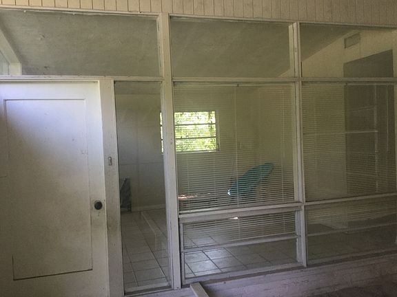 4th image of 918 Twinbrook Ave