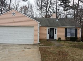 6016 Black Bear Ct, Charlotte, NC 28214