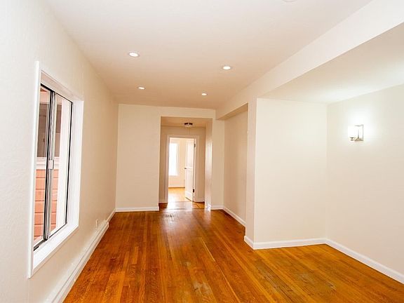 3rd image of 2379 30th Ave