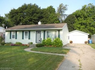 3109 Sunfield St, Kalamazoo, MI 49004