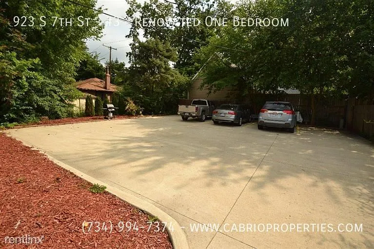 923 S 7th St — Photo 3