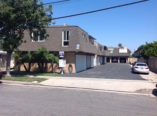 17592 Cameron Ln APT 3, Huntington Beach, CA 92647