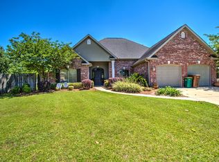 724 Clover Pl, Biloxi, MS 39532