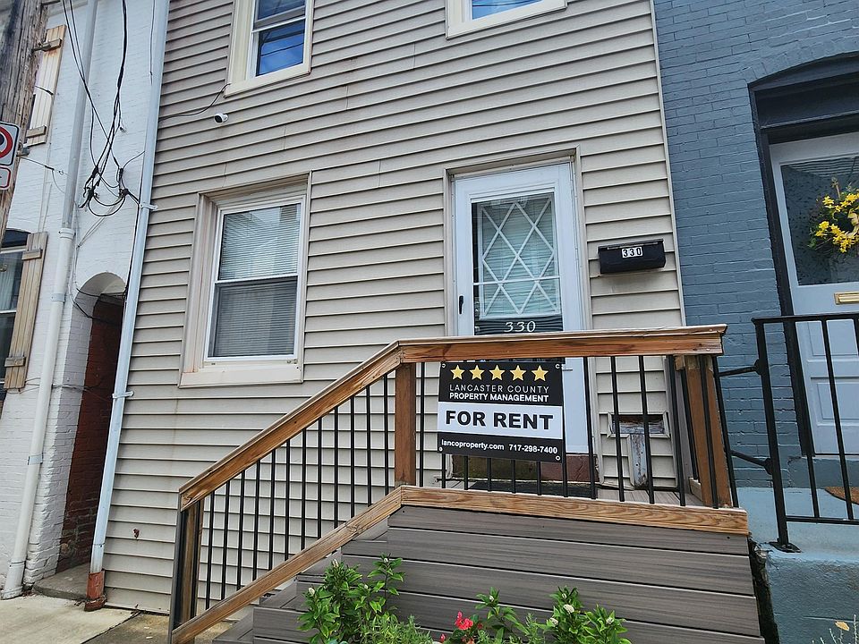 1st image of 330 W Grant St