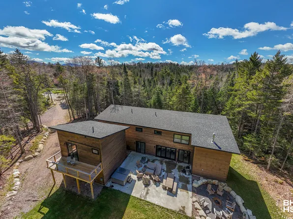 44 Lambs Way, Lake Placid, NY 12946