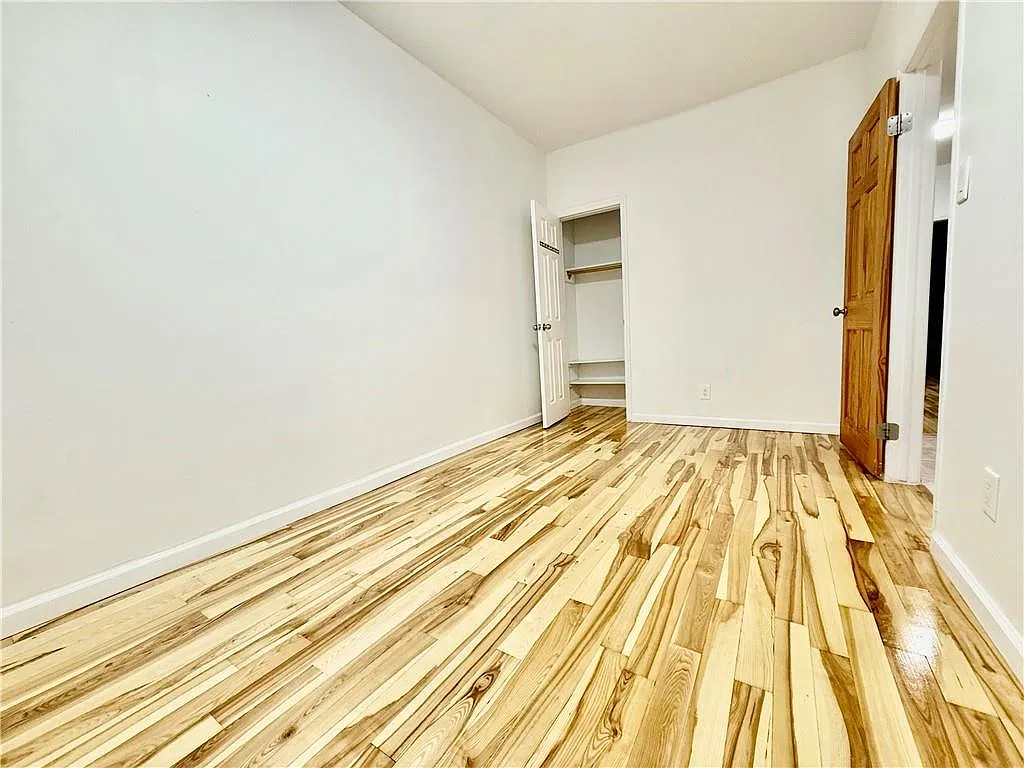 3 bed, 800 sqft, $2,800 — Photo 4