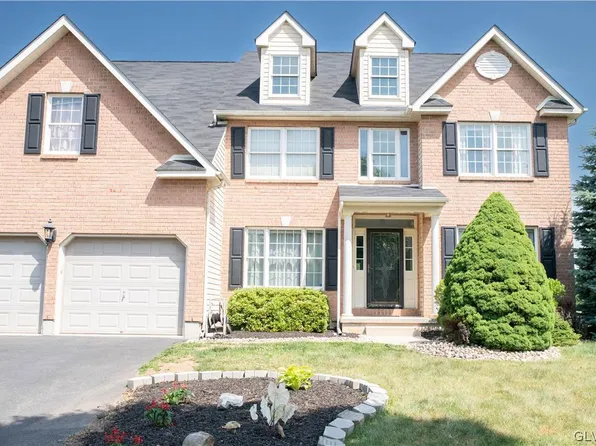 64 Millbrook Ct, Tatamy Borough, PA 18045