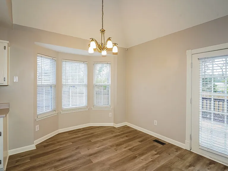 511 Parrish Way — Photo 6