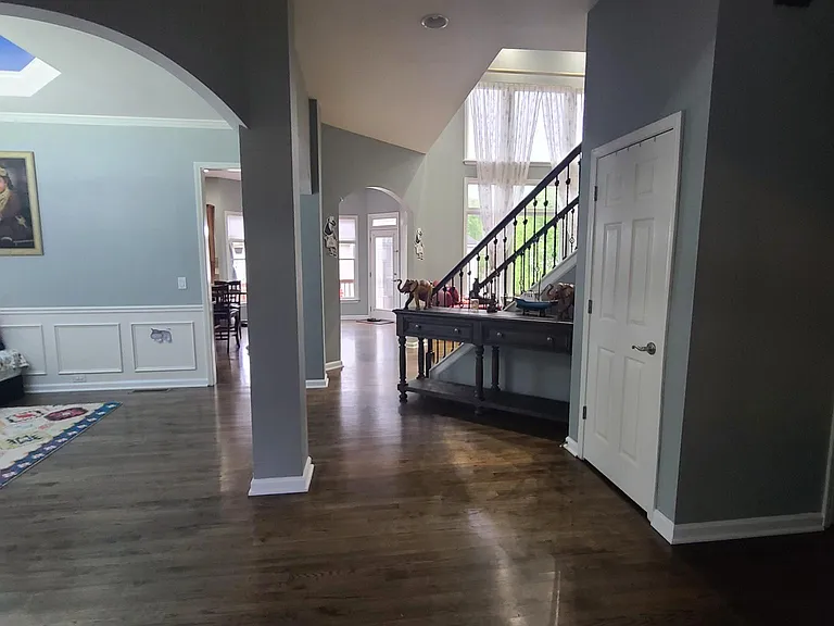 1044 Carroll Ct — Photo 5