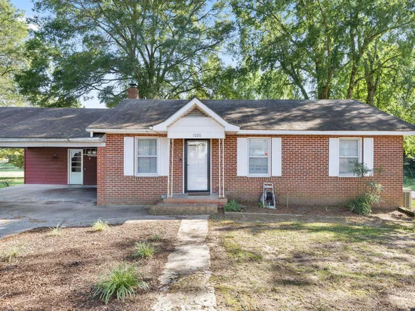 1020 4th St, Cherokee, AL 35616