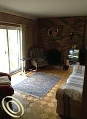 5th image of 8682 Buffalo Dr