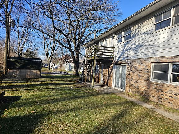 3rd image of 5131 Independence Ave APT 3