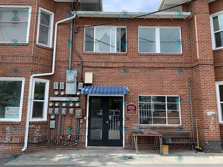245 W Taylor St — Photo 3