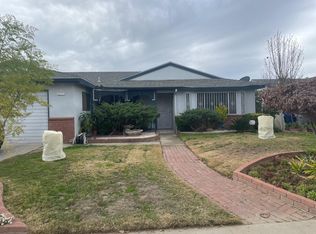 5271 W Swift Ave, Fresno, CA 93722
