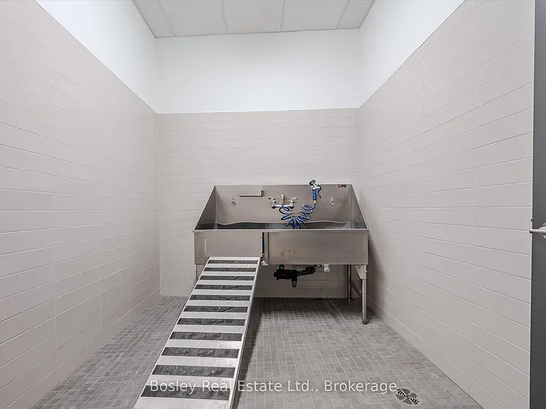 1333 Weber St E #1104 — Photo 28