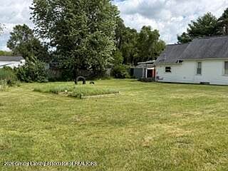 4th image of 3941 Silver St