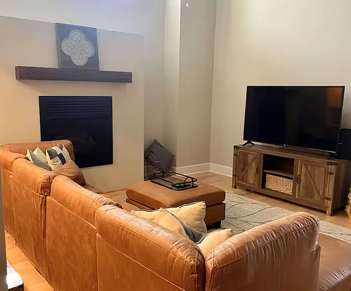 106 N Buffalo St #302 — Photo 3