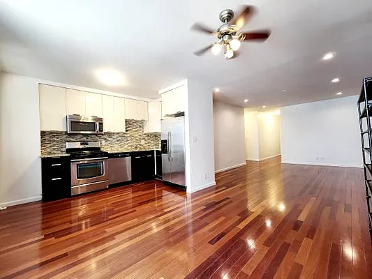 Rented by Brooklyn Property Group LLC | media 27