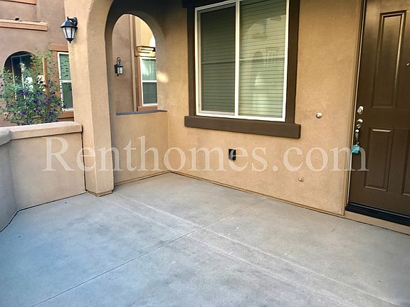 3rd image of 469 Prosperity Dr